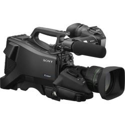 Sony Full HD Studio Camera with 3.5 Portable Viewfinder, Mic, and 20x Lens